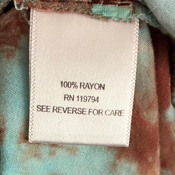 Live and Let Live Bohemian Women's Green Tie Dye 
 Blouse Sleeveless Top MP - Picture 9 of 10